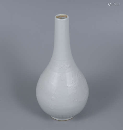 Guan Ware Dragon Vase