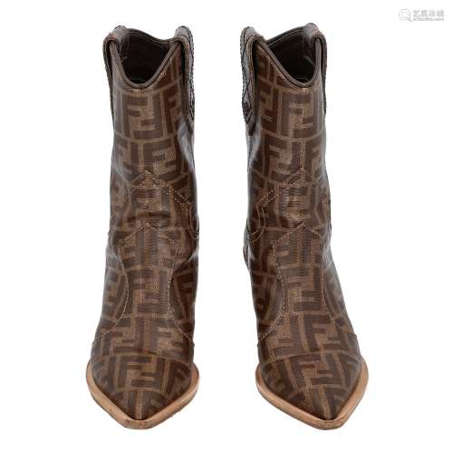 FENDI Cowboy Boots, Gr. 36.