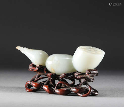 Qing Dynasty - Hetian Jade Lotus Root Decorations