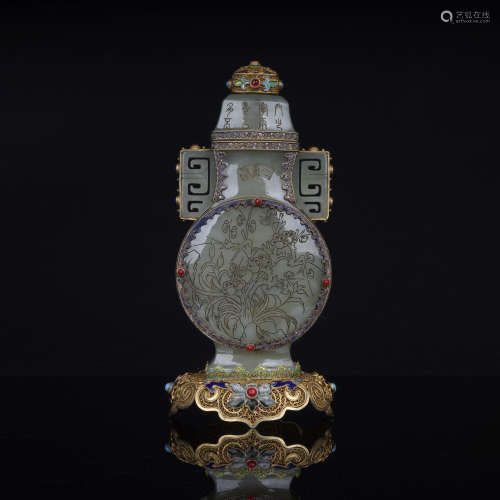 Nephrite Gilt Moon Flask with Flower Pattern