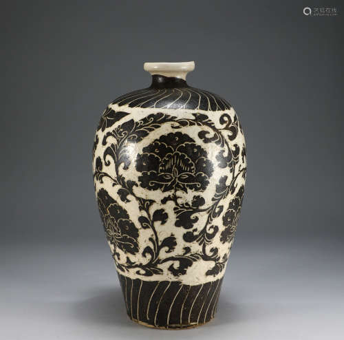 Song Dynasty - Cizhou Kiln Plum Bottle