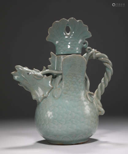 Song Dynasty - Celadon Holding Pot