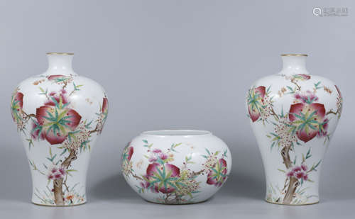 Famille Rose Peach Meiping Vases and Censer