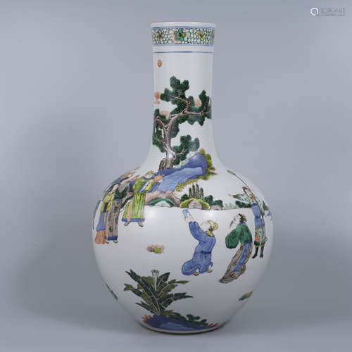 Wucai Figure Globular Vase