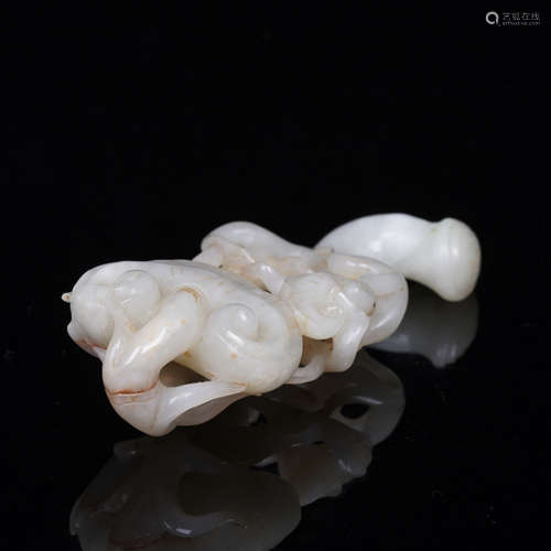 Nephrite Lingzhi Ruyi