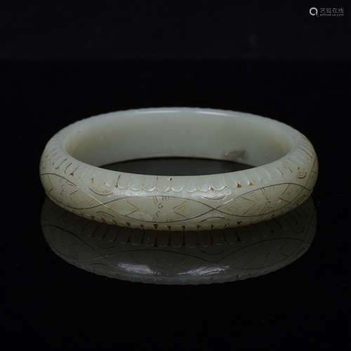 Nephrite Bangle