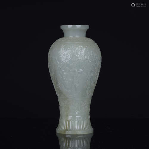 Nephrite Scrolling Lotus Meiping Vase