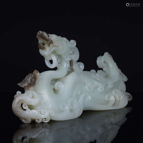 Nephrite Ornament of Double-Dragon