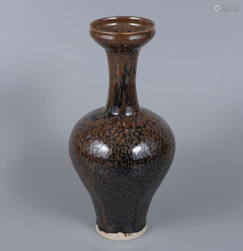 Ding Ware Wild-Mouth Vase