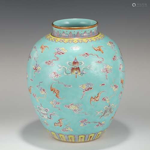 QIANLONG FAMILLE ROSE PORCELAIN JAR