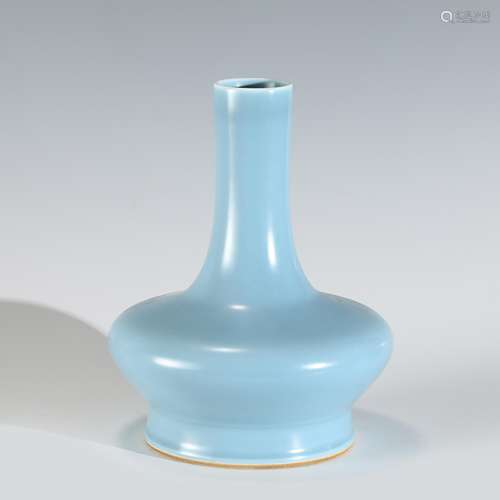 QING QIANLONG SKY BLUE GLAZED VASE