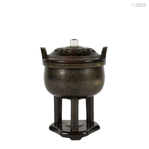 SHISOU MARK BRONZE TRIPOD LIDDED CENSER