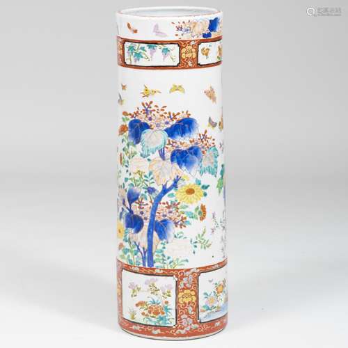 Japanese Imari Porcelain Umbrella Stand