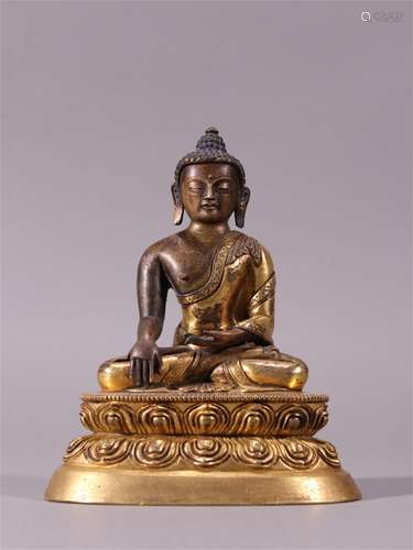 A Chinese Gilt Bronze Buddha Statue