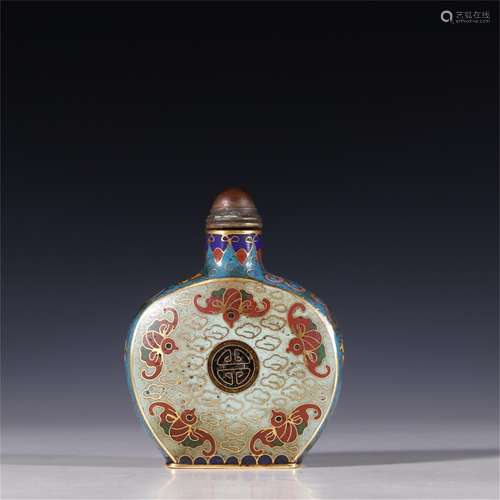 A Chinese Cloisonne Bat Patterned Snuff Bottle