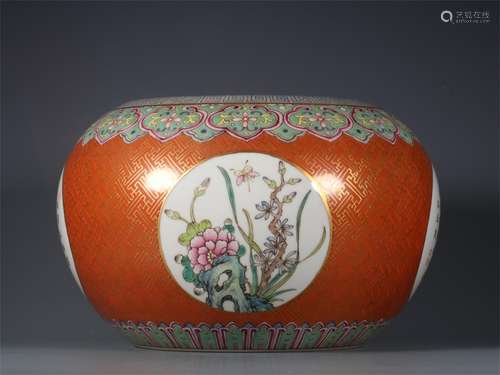 A Chinese Famille Rose Flower Patterned Porcelain Brush