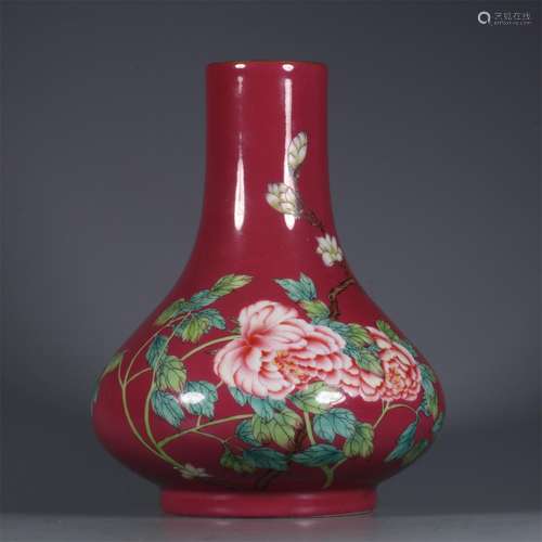 A Chinese Red Glazed Famille Rose Porcelain Vase