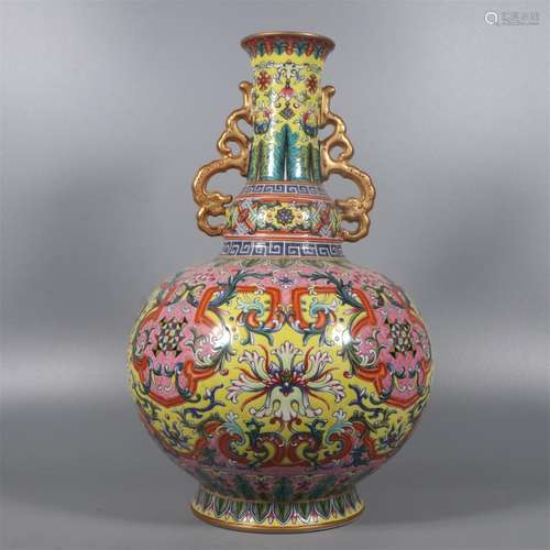 A Chinese Famille Rose Gourd Shaped Porcelain Vase