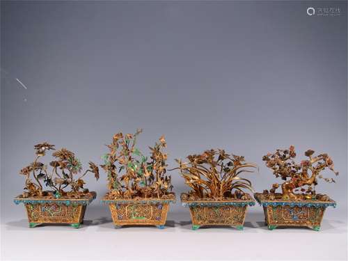 A Set of Chinese Guit Bronze Bonsai