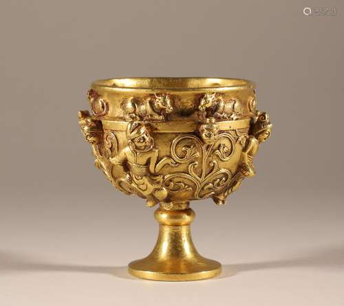 Tang Dynasty pure gold high relief figure Cup