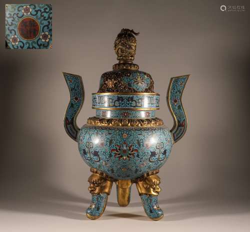 Imperial court in Qing Dynasty
Cloisonne three legged two ea...