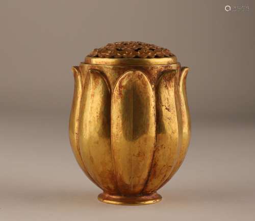 Bronze gilding fumigation furnace in Liao Dynasty