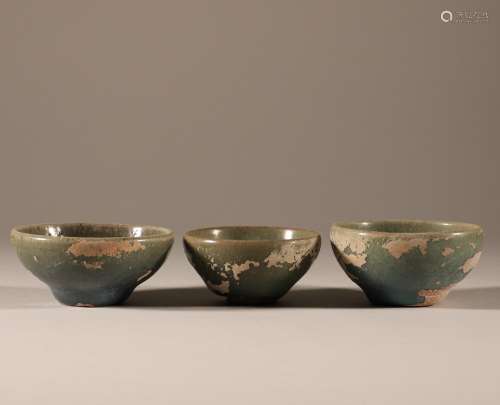 A set of Jun porcelain cups in Song Dynasty