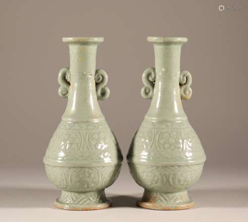 Yue Kiln double ear bottle in Song Dynasty