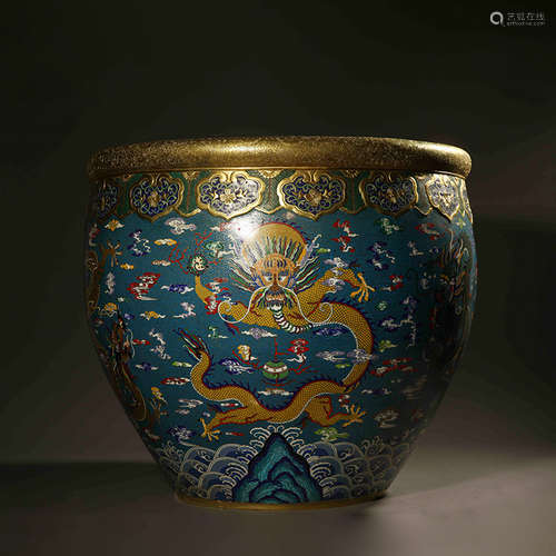 Qing Dynasty cloisonne large cylinder with dragon pattern