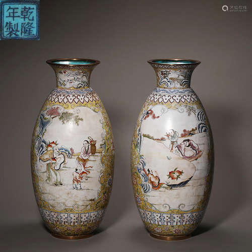 Qing Dynasty painted enamel figure bottle