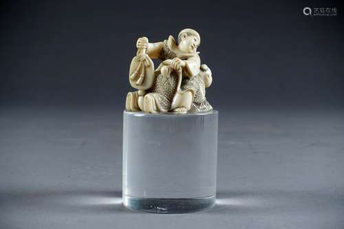 NETSUKE.