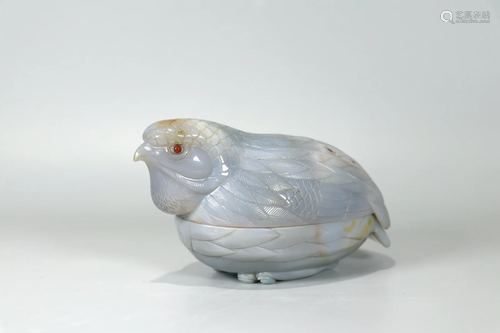 Carved Agate Quail Pomander And Cover