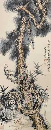 Chinese Pine Tree Painting Paper Scroll