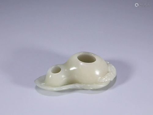 Carved Hetian Jade Double-Gourd-Shape Water Pot