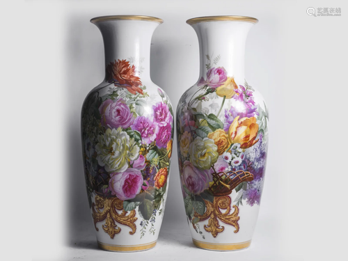 Pair of Magnificent Decorative Vases