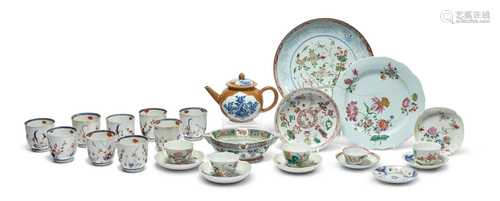 A GROUP OF CHINESE EXPORT PORCELAIN, KANGXI AND LATER