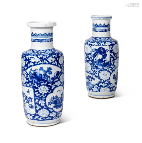 A PAIR OF CHINESE PORCELAIN BLUE AND WHITE ROULE…