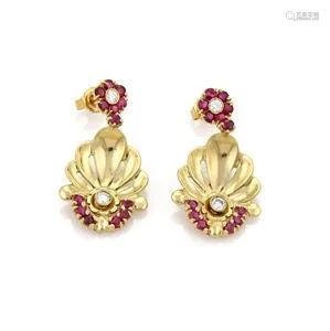 Vintage 1.90ct Ruby & Diamond 14k YGold Concave Floral