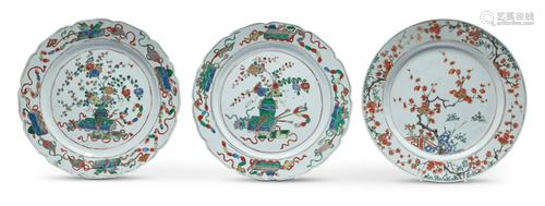 A GROUP OF THREE CHINESE PLATES, KANGXI