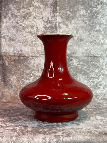 Chinese oxblood Porcelain Vase with Mark