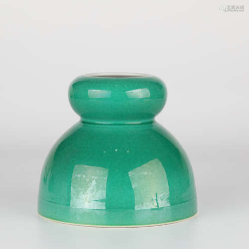 18th,Chinese green glazed porcelain vase