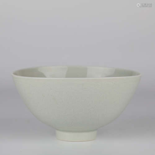 Chinese white blue and white Xuande carved porcelain bowl