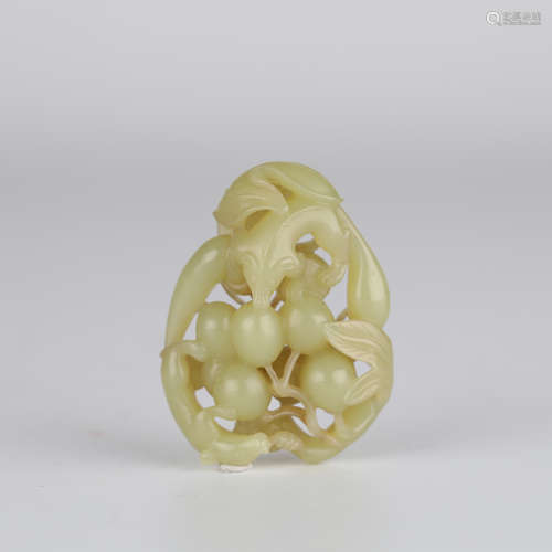 Chinese Ming Dynasty Topaz Squirrel Accessories