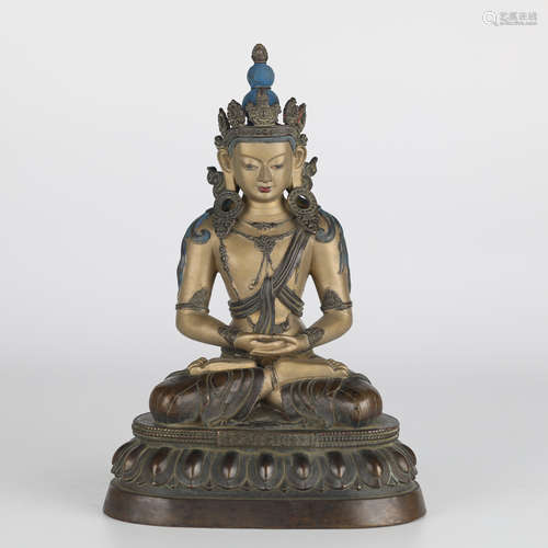 Chinese ancient palace buddha statue