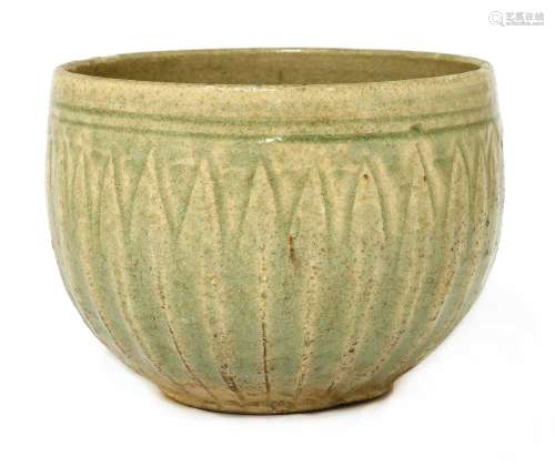 A Chinese celadon-glazed bowl,