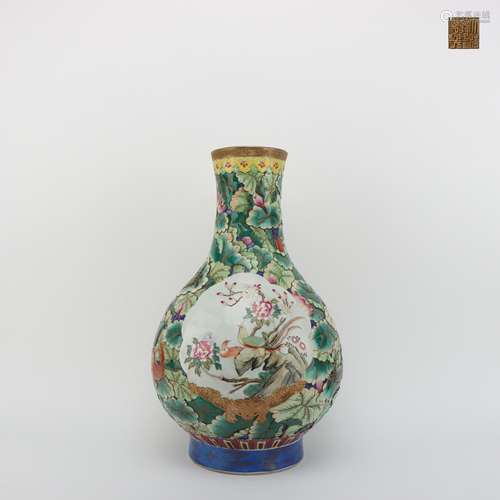 Chinese Enamel Vase