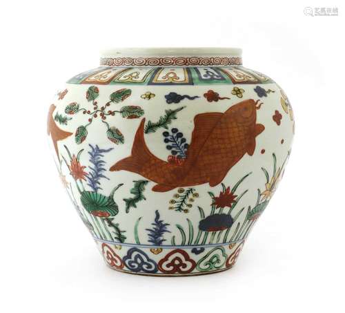 A Chinese wucai jar,