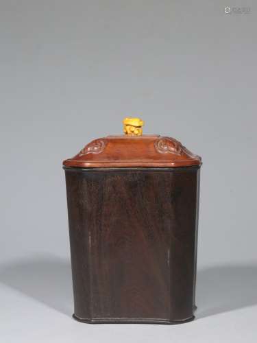 Square Red Sandalwood Brush Pot( Boxwood lid)