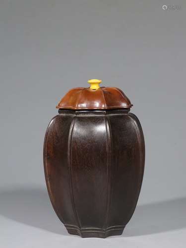 Octal Red Sandalwood Tea Canister( Boxwood lid)