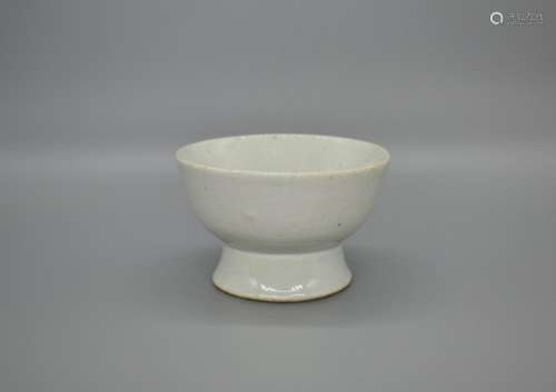 Korean White Glazed Stem Bowl